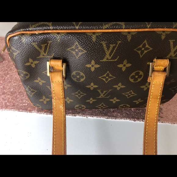 Louis Vuitton Cite - Picture 8 of 8